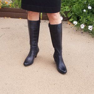 Born Black Leather Boots Size 8.5